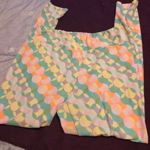 Lularoe Tall and Curvy Easter leggings